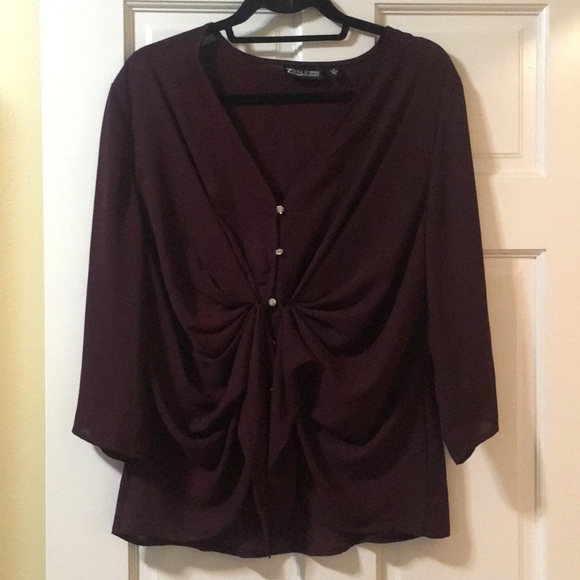 Women’s blouse - Picture 1 of 3